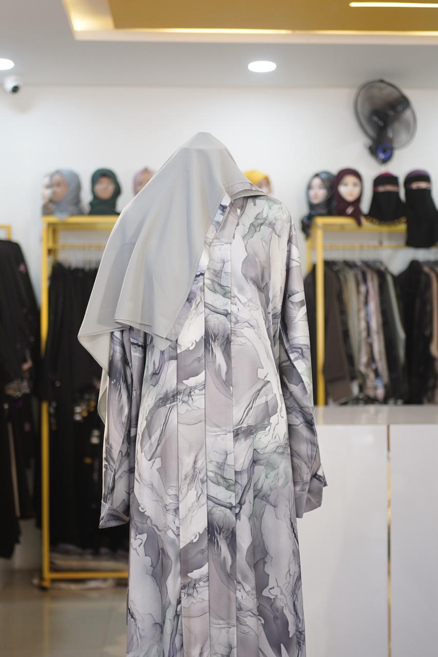 Jacquard Digital Print Abaya - Elegant Floral Bloom | Front Open Abaya - Image 4