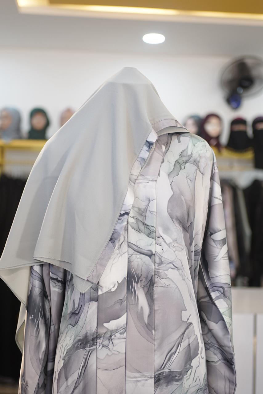 Jacquard Digital Print Abaya - Elegant Floral Bloom | Front Open Abaya - Image 2